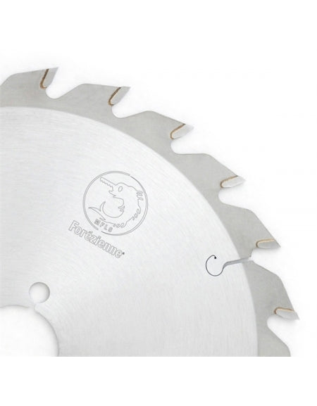 Carbide circular blade with alternating bevel teeth for Cutting